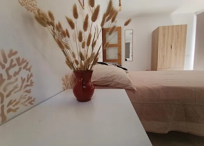 Marina 4 People Puerto de Santiago (Tenerife)